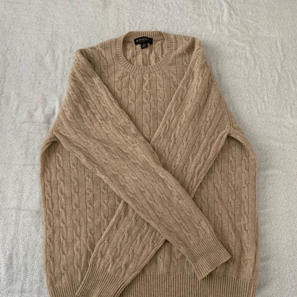 100% cashmere never worn Brooks Brothers crewneck